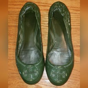 Tory Burch womens green flats size 8M